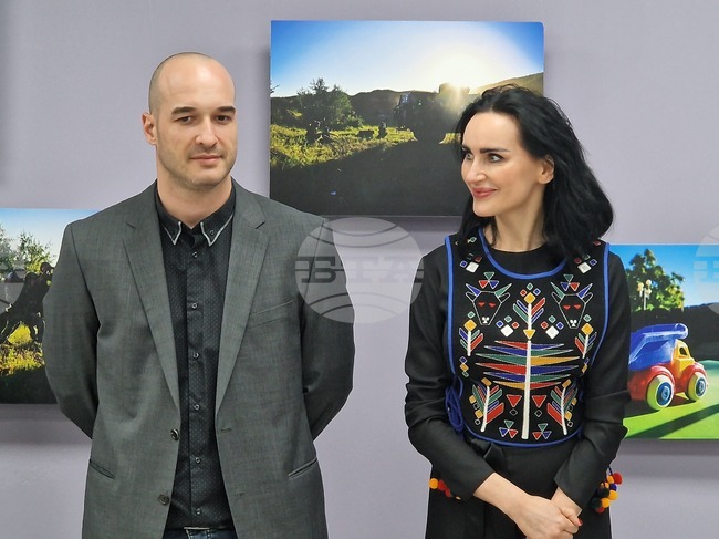 Посланикът на Украйна у нас Олеся Илашчук откри в Регионалния музей в Хасково изложба за живота в Украйна