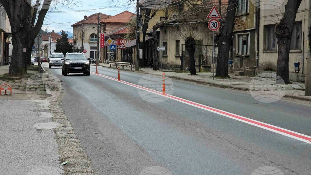 Село Български извор - сигнални колчета