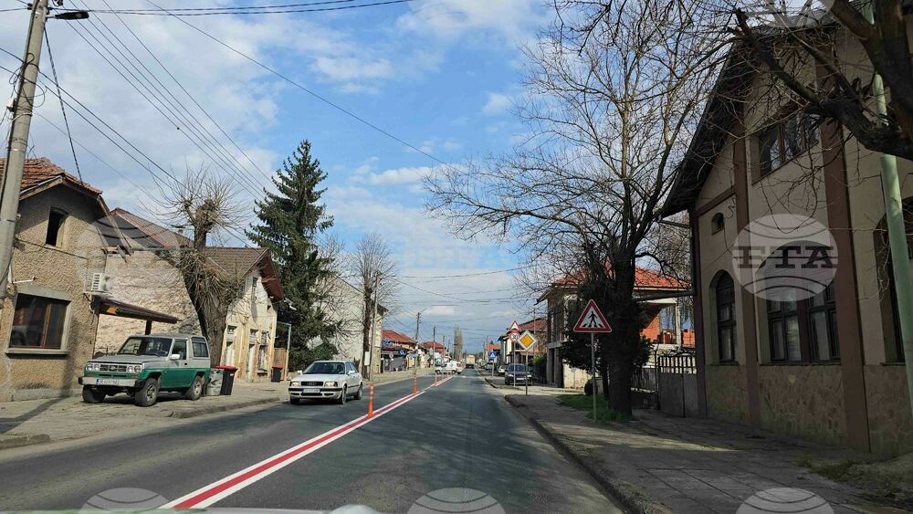 Село Български извор - сигнални колчета