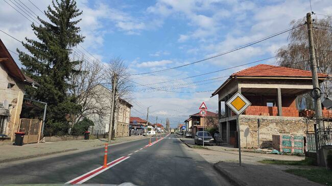 Село Български извор - сигнални колчета