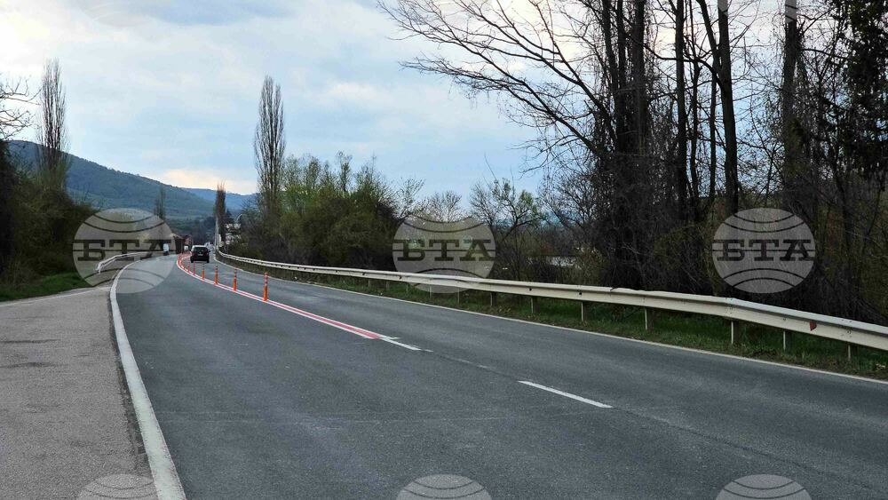 Село Български извор - сигнални колчета