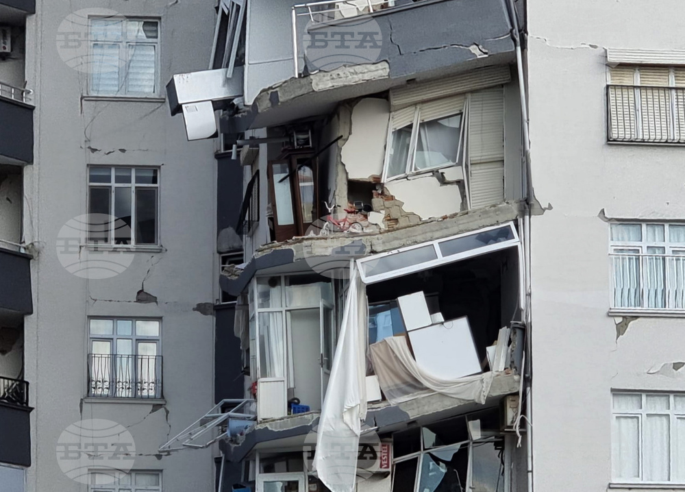 Турция - Адана - земетресение - щети