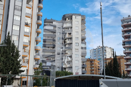 Турция - Адана - земетресение - щети