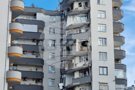 Турция - Адана - земетресение - щети