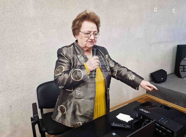 Търговище - проф. Радка Аргирова - среща с граждани