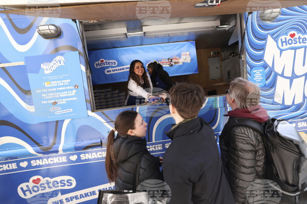 Hostess Munchie Mobile