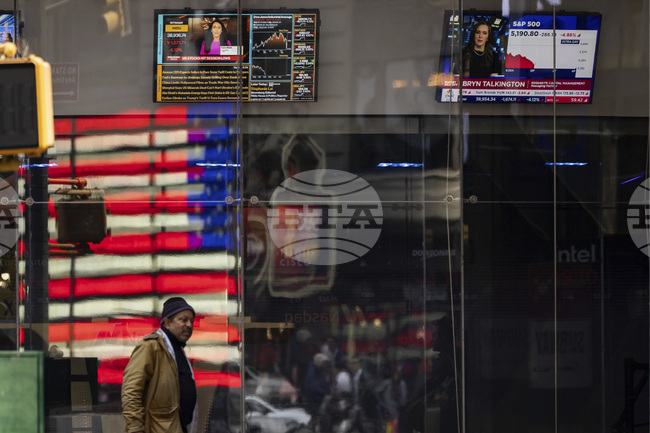 "Уелс Фарго" повиши прогнозата си за S&P 500 до диапазона от 6300-6500 пункта за края на 2025 г. 