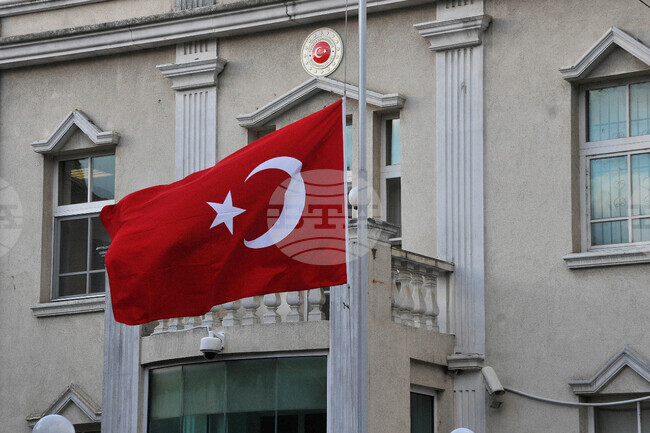 Бургас - турско консулство - траур