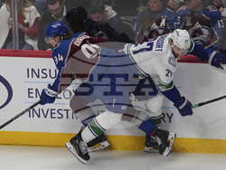 Canucks Avalanche Hockey