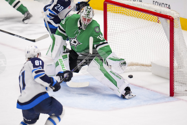 Уинипег спечели надпреварата с Далас в НХЛ