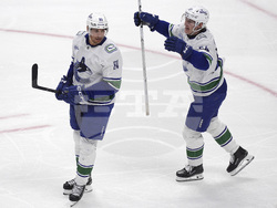 Canucks Avalanche Hockey