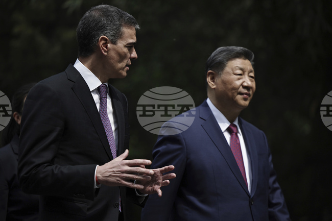 Щрихи от визитата на испанския премиер Санчес в Китай