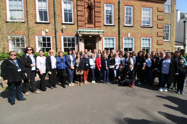 Илияна Бояджиева, училище „Найден Геров“: Българският дух обедини всички на конференцията за изкуствения интелект в образованието в Лондон 