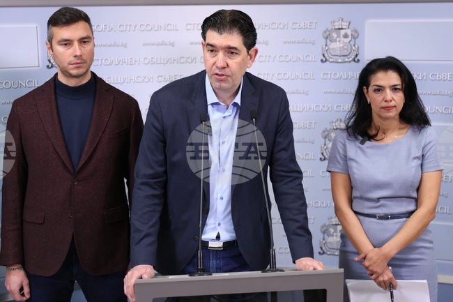 Незаконно се заряват отпадъци в депо "Садината", заяви общинският съветник Ваня Григорова