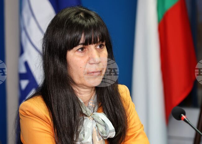 Трябва да сме със самочувствието, че имаме съществен принос за сигурността в Европа, заяви заместник областният управител на Сливен Фатме Мустафова