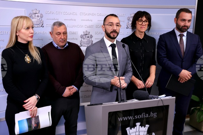 ГЕРБ-СДС - общински съветници - брифинг