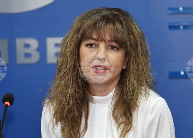 Филиалът на Варненския медицински университет в Сливен 12 г. обучава студенти в две търсени специалности, каза зам.-директорът му Донка Султанова