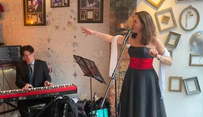 Виргиния Хинова ДиДонато, Ню Йорк: Житейският ми път като спирала ме върти между академични и сценични светове