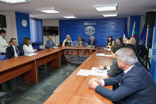 Конференция „Европа на Балканите: Заедно чрез знание“ събра в Сливен представители на местната и държавна власт, на образователни и културни институции (ОБОБЩЕНИЕ)