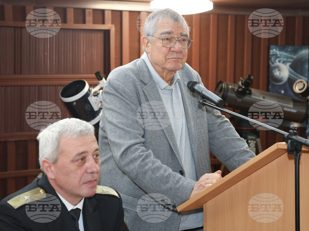 Prof. Pimpirev Says Turquoise and Rare Metals Are Likely Present on Smith Island in Antarctica