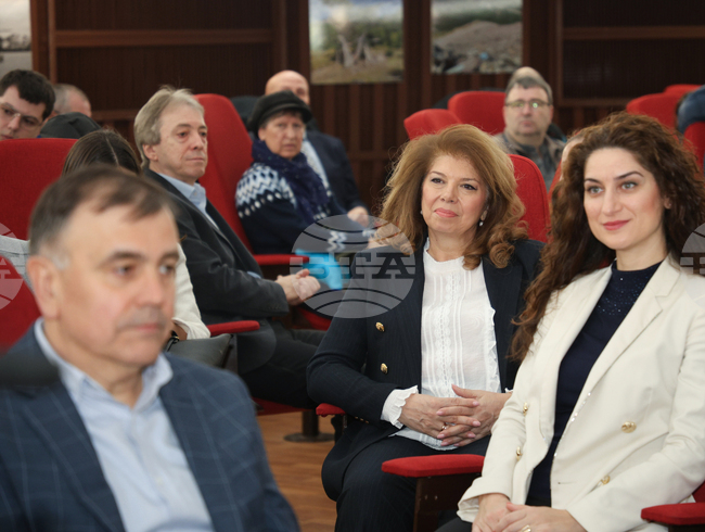 Варна - Илияна Йотова - ВВМУ „Н. Й. Вапцаров" - арктическа експедиция