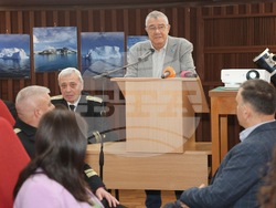 Варна - ВВМУ „Н. Й. Вапцаров" - арктическа експедиция