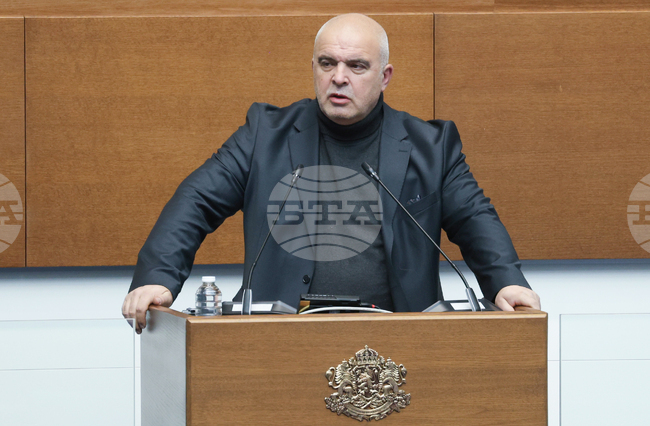 Parliament Opens New Election Procedure for Secret Police Files Commission