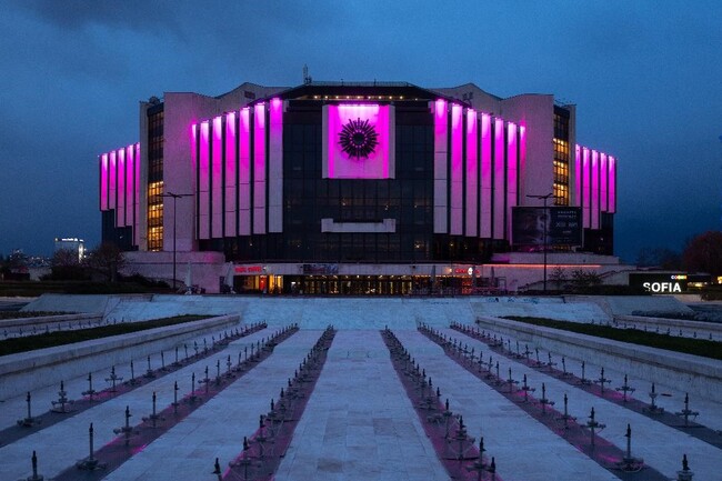 УМБАЛ "Царица Йоанна – ИСУЛ": Кампания за рак на гърдата „Самопрегледай се! Ранната диагностика може да спаси твоя живот” стартира в цялата страна