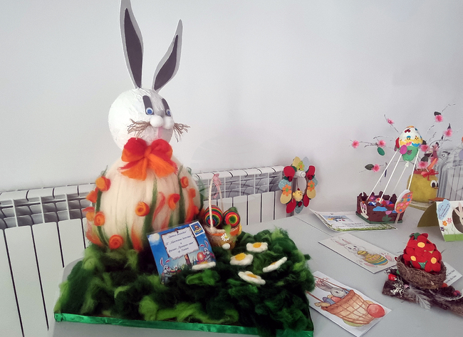 Изложба показва детски творби от конкурса „Великден в цветове“