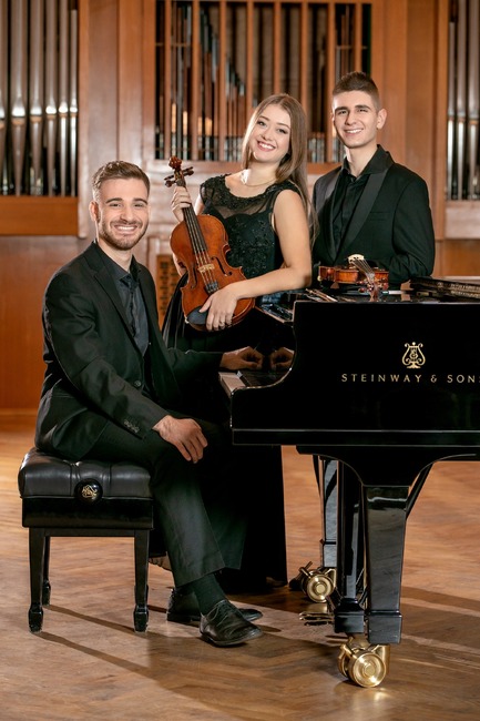 Клавирното трио „Пезанте“ представя музиката на Бетовен, Робърт Фукс и Шостакович 