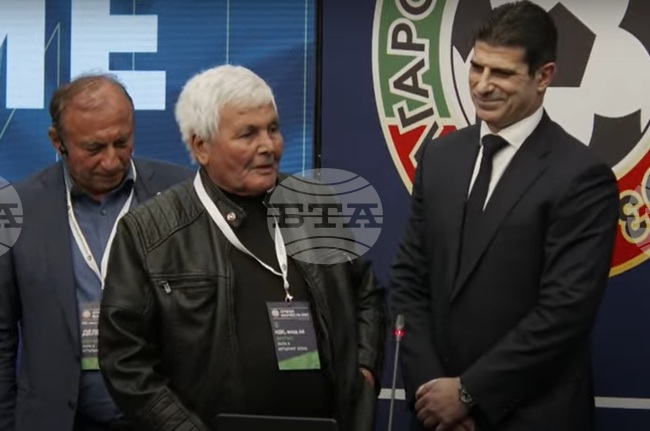 133 847 регистрирани състезатели в 2536 отбора съставят системата на българския футбол за сезон 2024/25, обяви Андрей Петров