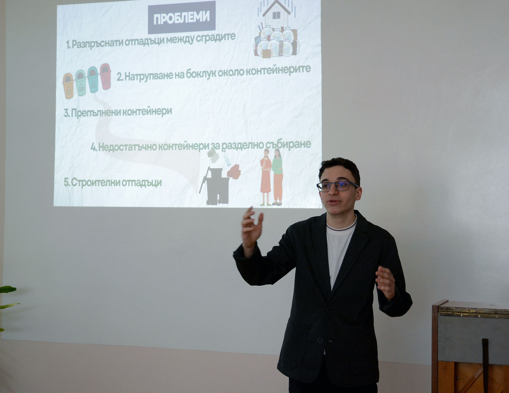 Община Варна: Заместник-кметът Илия Коев обсъди с младежите от Сдружение ЗА ТЕБ проблемите и възможните решения за управление на отпадъците във Варна