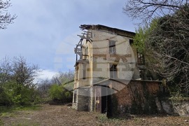 Карлово - обществена поръчка - Христо и Евлоги Георгиеви - вила