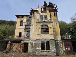 Карлово - обществена поръчка - Христо и Евлоги Георгиеви - вила