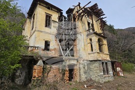 Карлово - обществена поръчка - Христо и Евлоги Георгиеви - вила