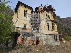 Карлово - обществена поръчка - Христо и Евлоги Георгиеви - вила