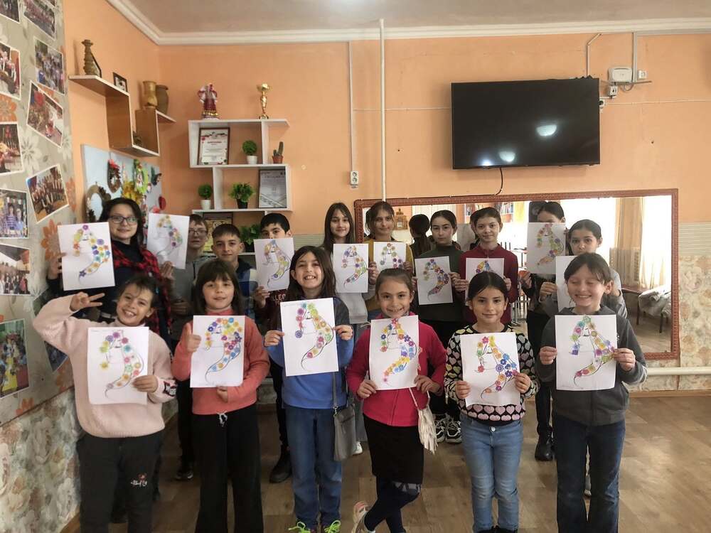  Учениците от Българското неделно училище „Просвета“ в Украйна започнаха писмените тестове за края на учебната година