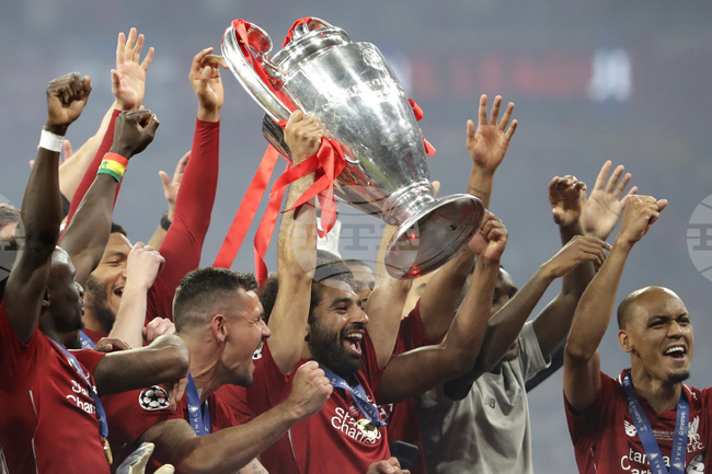 Мадрид и Варшава ще приемат финалите на Шампионската лига за мъже и жени през 2027