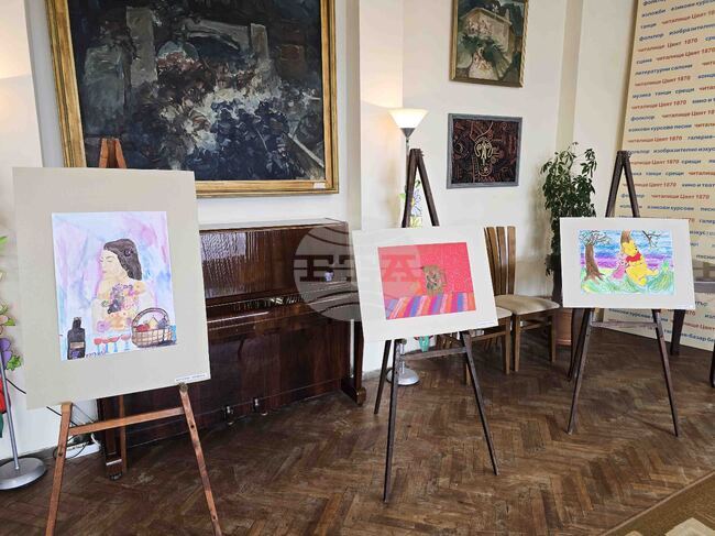 Видин - читалище - изложба - детски рисунки