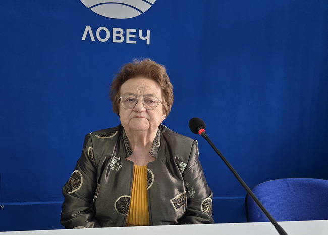Ваксинирайки се срещу човешки папилома вирус, вие полагате грижа за след 25-30 години, каза на среща в Ловеч проф. д-р Радка Аргирова