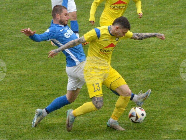 Фратрия взе бранителя Архан Исуф