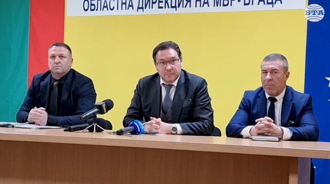 Технически е възможно общинските камери да бъдат включени в системата на МВР с цел намаляване инцидентите по пътищата, каза Даниел Митов