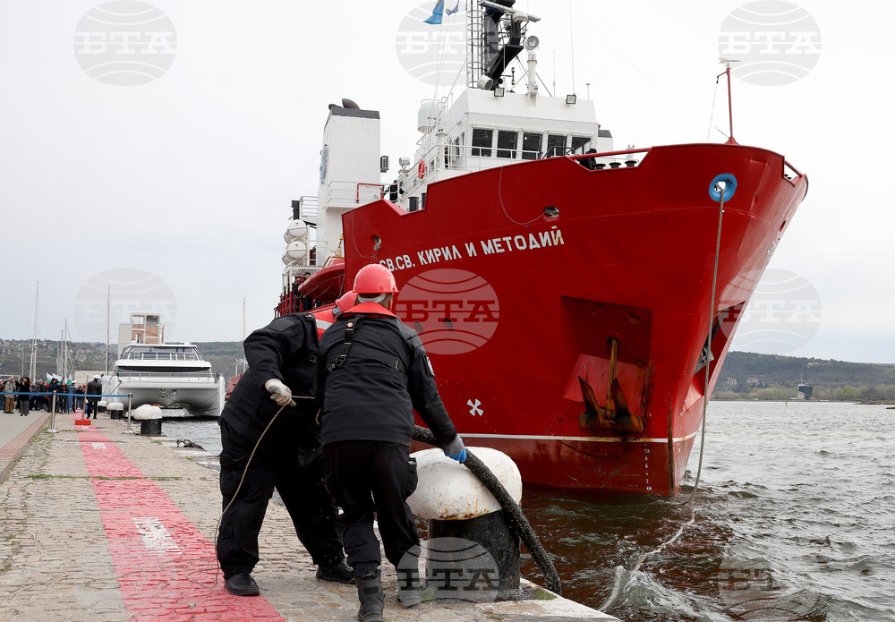 Bulgarian Research Vessel RSV 421 to Set Sail for Antarctica in November