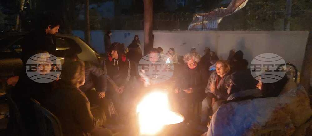 Турция - Адана - жители - земетресения - обстановка