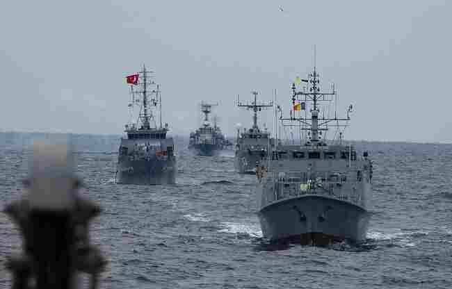 БВС: Корабите от противоминната група в Черно море (MCM BLACK SEA), са на море и участват в съвместни плавания, задачи и тренировки