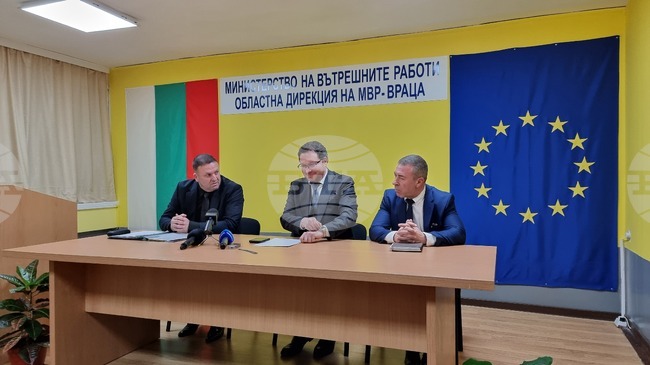 Вътрешният министър поздрави за работата служителите на областната полиция във Враца 