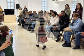 Казанлък - детски носии - представяне