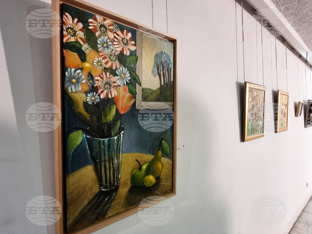 Велико Търново - благотворителна изложба 