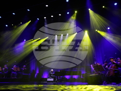 Ричард Клайдерман - оркестър „Кантус фирмус“ - концерт