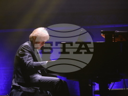 Ричард Клайдерман - оркестър „Кантус фирмус“ - концерт